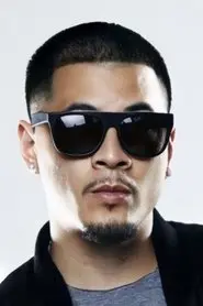 ปริญญา อินทชัย